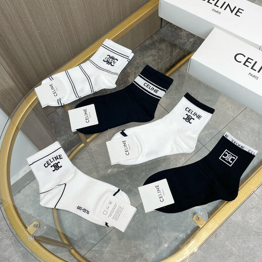 秋冬特惠💰130【一盒五双】赛琳袜子 爆款中筒袜 高版本 商品图6
