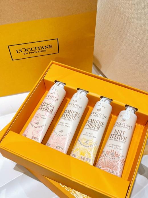 心选丨【香港直邮】礼袋 欧舒丹护手霜中样套盒30ml*4（甜蜜樱花/黎明山茶花/午后柑橘/月夜浆果）  合并订单不发货 商品图1