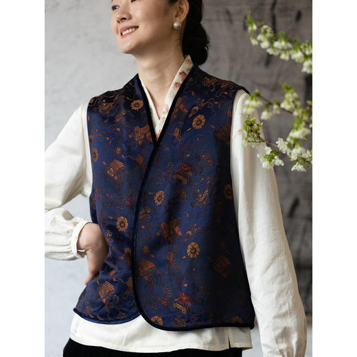 牧衣游原创 61姆米重磅暗八仙吉祥纹饰织锦马夹复古文艺 宴群山 商品图1