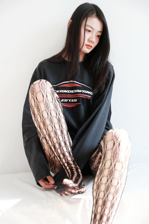 Oversize大魔王tee，胸口印花设计。纯棉锁边圆领长袖上衣E010868 商品图8