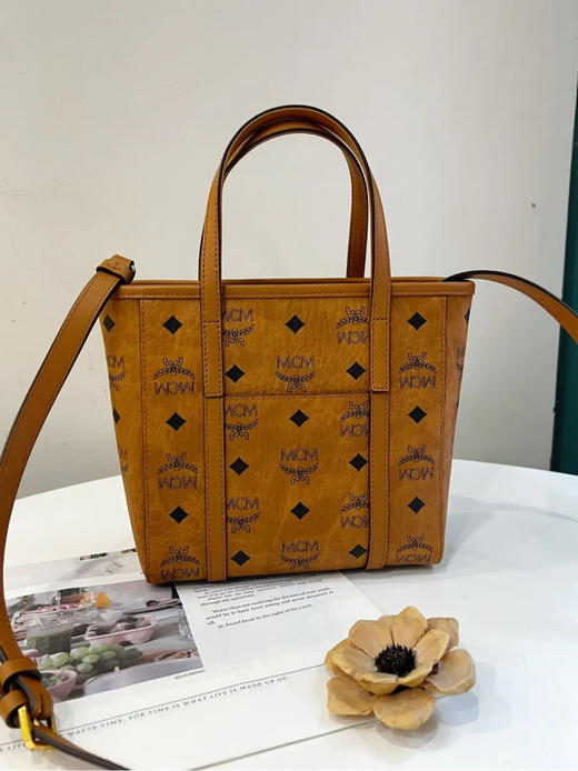 MCM 经典 干邑色 菜篮子 商品图1