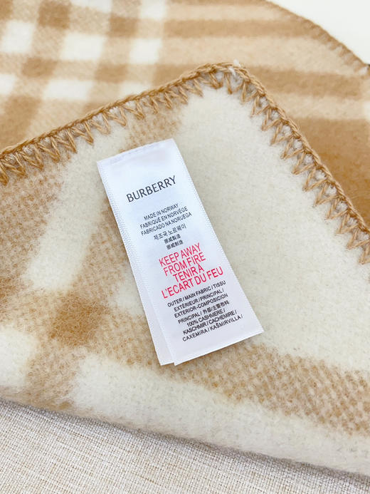 秋冬特惠💰300 巴宝莉围巾 低调的奢侈感 柔美精英高手级别的时髦感围巾 商品图7