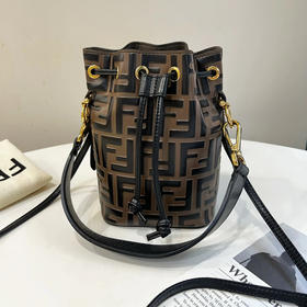 FENDI mini 老花 牛皮 珍宝 水桶福袋