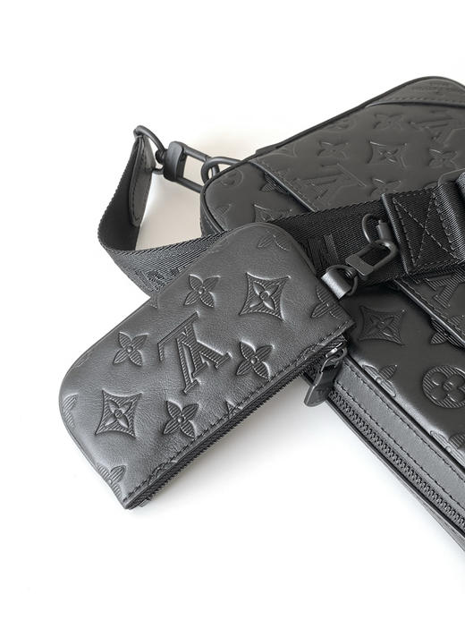 秋冬特惠💰1300 渠道级LV【全钢五金 MB163c01变码芯片】te级LV 全套包装 M69827全皮压花 DUO 邮差包 商品图5