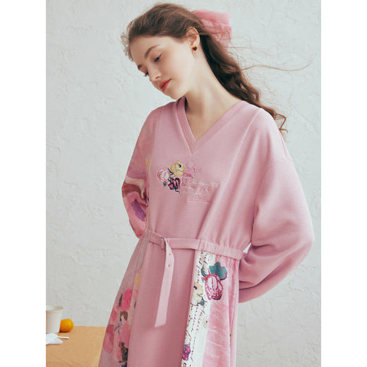 两三事梵高文艺杏雨梨花2026春新款温柔风印花拼接绣花系带连衣裙 商品图2