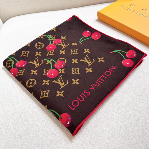 秋冬特惠💰450 LV围巾 LV X TM MONOGRAM
CERISE 丝毛方巾【双面丝毛同色】 商品图6