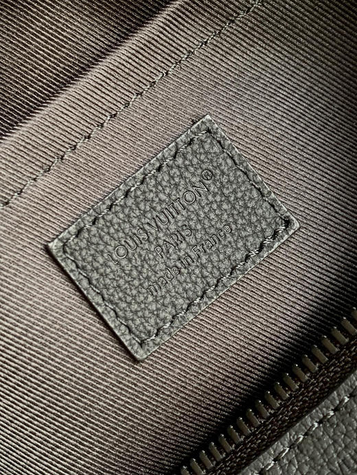 秋冬特惠💰1350 渠道级LV 【全钢五金 MB163c01变码芯片】te级LV 全套包装 M26750 Keepal 旅行袋 商品图8