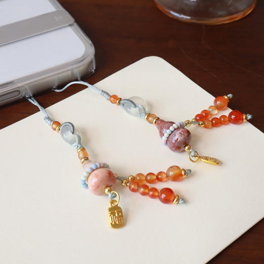 【锦年·珊瑚玉葫芦流苏挂件】颜色随机 天然珊瑚玉葫芦挂件包包挂钥匙扣手机挂 喜财纳福福禄葫芦挂饰有、 商品图2