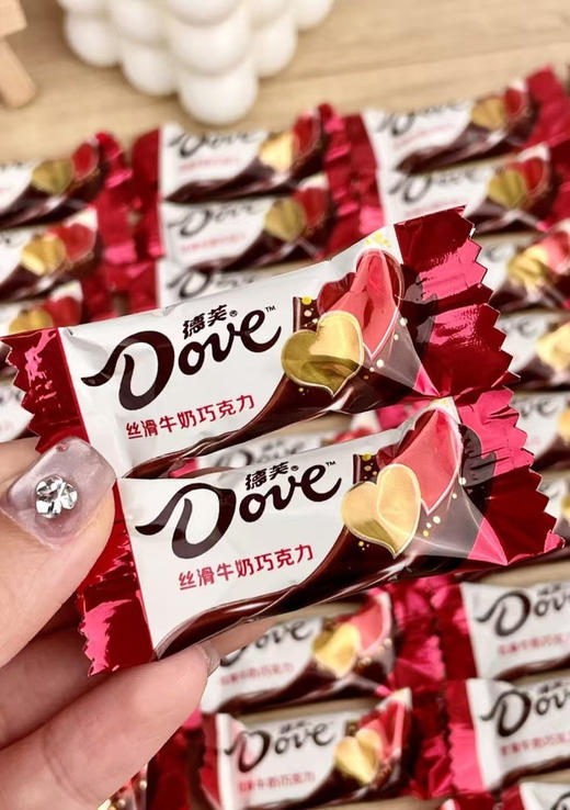 优选丨【年货节】德芙一心一意金色礼盒 真可可0反式 丝滑牛奶巧克力 商品图2