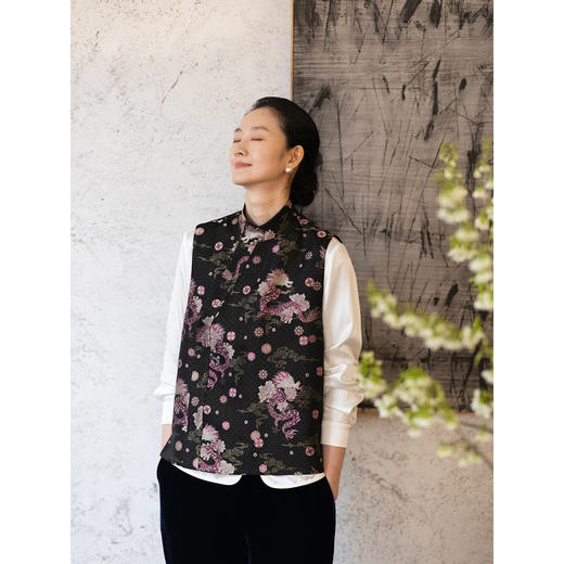 牧衣游原创 61姆米重磅龙纹金箔捻丝上九楷宋锦马夹古风中式 半暮 商品图3