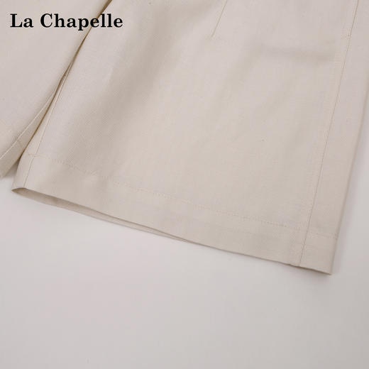 天猫同步【亚麻+莱赛尔】拉夏贝尔/La Chapelle单扣宽裤袢短裤都市通勤休闲短裤高腰直筒显瘦5分裤 商品图4