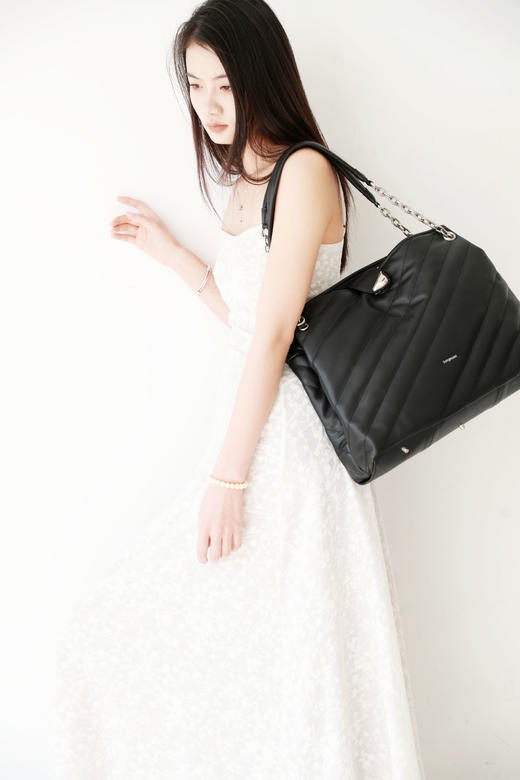 饮奶小牛皮托特包，大号链条包。复古电镀五金大容量女包E010888 商品图10