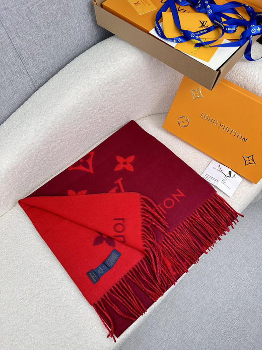 秋冬特惠💰240 LV围巾 霍思燕同款披肩围巾两用！ 商品图3