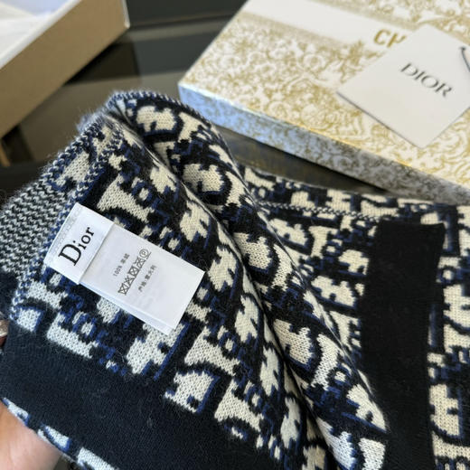 秋冬特惠💰260 大D家经典秋冬款围巾 针织双面提花风格 商品图4