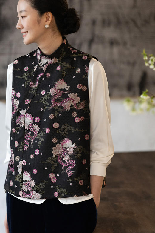 牧衣游原创 61姆米重磅龙纹金箔捻丝上九楷宋锦马夹古风中式 半暮 商品图5