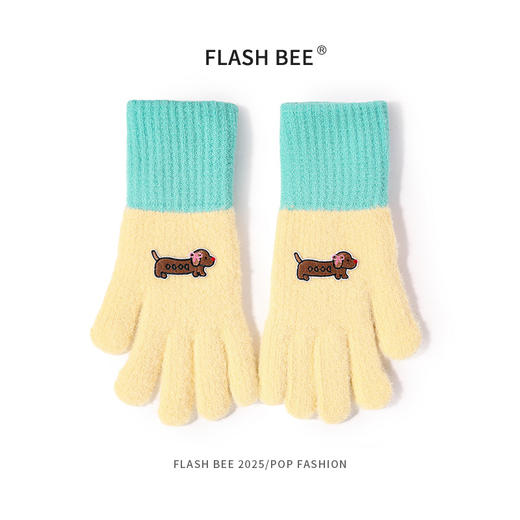 新款【韩国 腊肠狗针织手套】 女学生触屏保暖手套 可爱加厚防寒分指毛线手套 商品图6