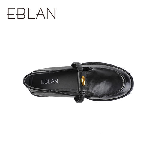 【上新】伊伴2026春季T字带小众轻设计、学院英伦风薄底乐福鞋B26157968 商品图2