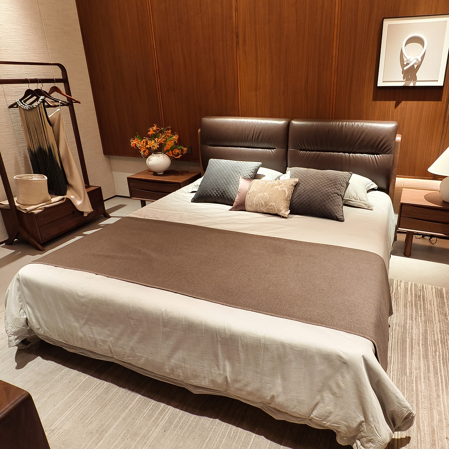 【中古风-ZG102-1800床】黑胡桃/卧房/软包大床