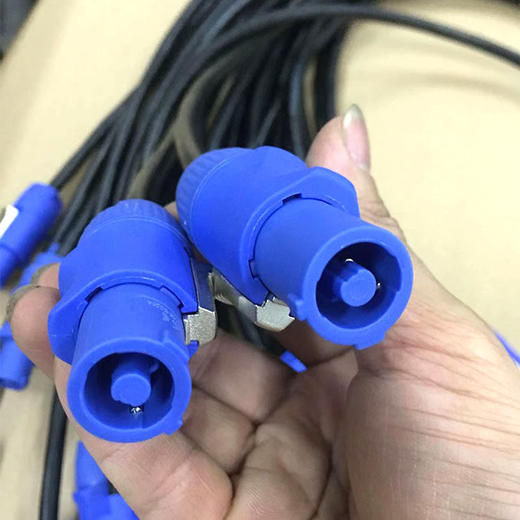 批发@舞台酒吧灯光通用光束灯摇头灯航空头LED大屏幕三芯输入电源插头插座20A电源线 商品图1