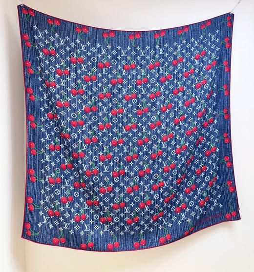 秋冬特惠💰450 LV围巾 LV X TM MONOGRAM
CERISE 丝毛方巾【双面丝毛同色】 商品图4