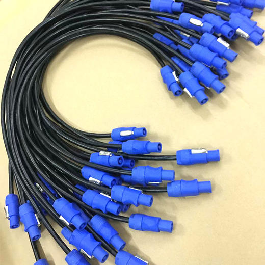 批发@舞台酒吧灯光通用光束灯摇头灯航空头LED大屏幕三芯输入电源插头插座20A电源线 商品图2