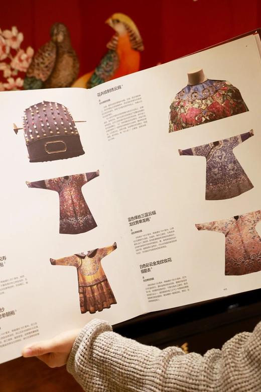 《至美国宝》（刷边典藏版），赠：千里江山帆布包+国宝九龙壁笔记本， 商品图4