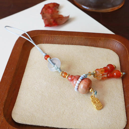 【锦年·珊瑚玉葫芦流苏挂件】颜色随机 天然珊瑚玉葫芦挂件包包挂钥匙扣手机挂 喜财纳福福禄葫芦挂饰有、 商品图5