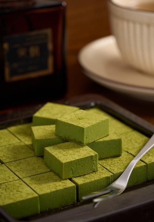 ⁴需冷藏【 现做现发的生巧方块】未添加蔗糖 可可脂含量65% 轻抿一口就能在舌尖融化 盒装142克25块/盒 袋装110克20块/袋 YC04-DSQ 商品图4