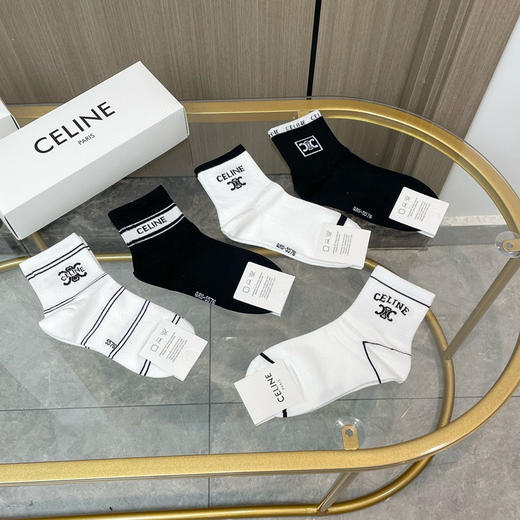 秋冬特惠💰130【一盒五双】赛琳袜子 爆款中筒袜 高版本 商品图2