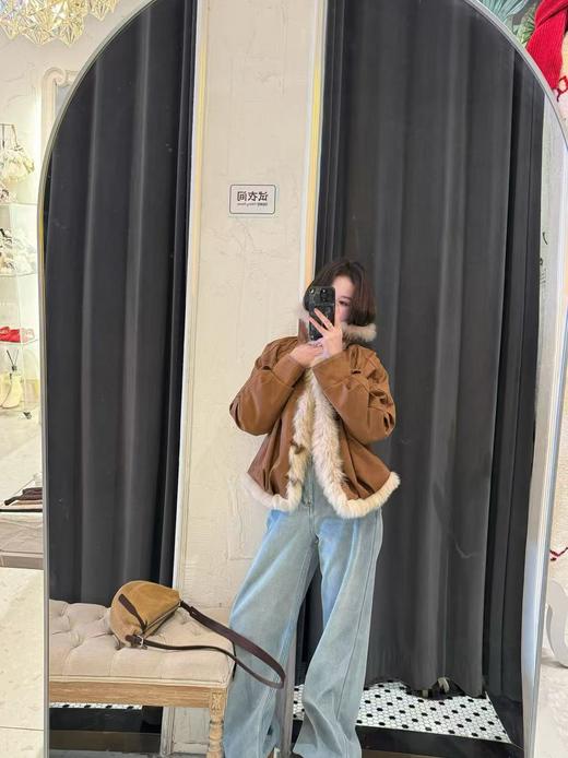 【门店同款】ENJOY冬季“游牧漫寻”焦糖拿铁皮草外套 168996008 商品图0