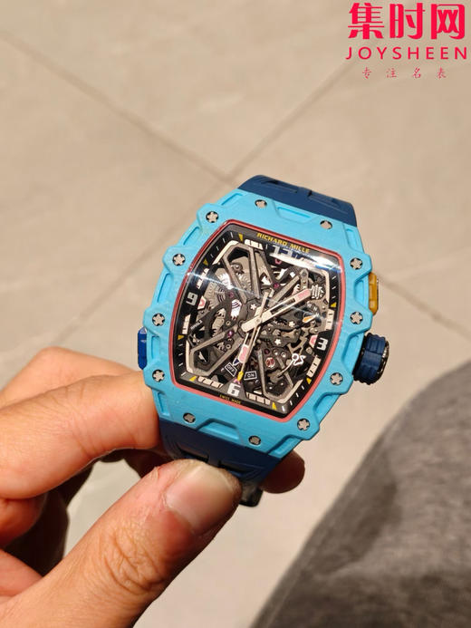 RM理查德米勒RM35-03系列 NTPT碳纤维壳 已发布5款产品 男士腕表 采用定制一体机 正面可看到摆轮摆动 纤薄壳套13.5mm 商品图0