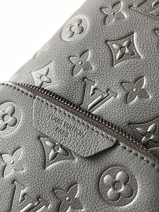 秋冬特惠💰1330 渠道级LV【全钢五金 MB163c01变码芯片】te级LV 全套包装 M26730压花 商品图4