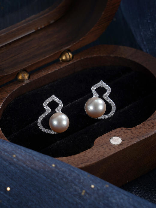 子佩集【纳福之喜】银S925珍珠惜王妃耳钉【MZEH005】6.5mm珠葫芦灰珠2601 商品图3