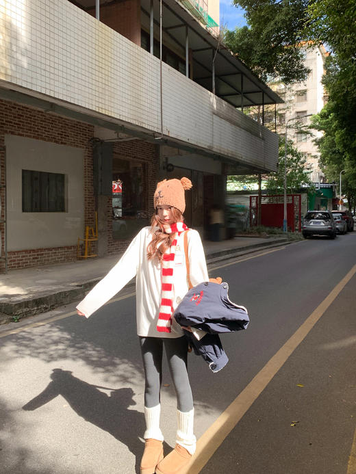 <曾小咸推荐>现货秒杀 ！微信超特价！韩系绣花T恤 日常149.99 立减70 秒杀79.99！！ 商品图6