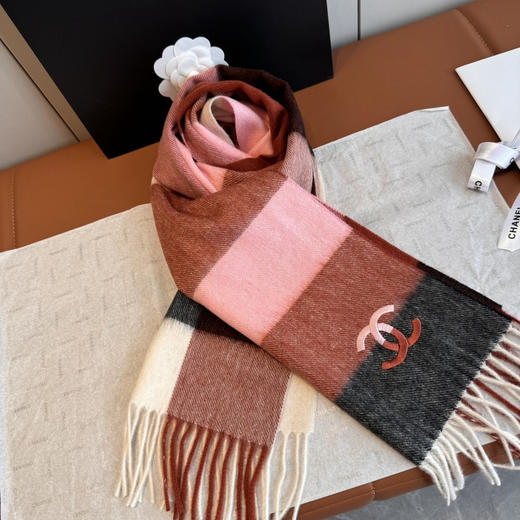 秋冬特惠💰260 香奈儿新款围巾 商品图5