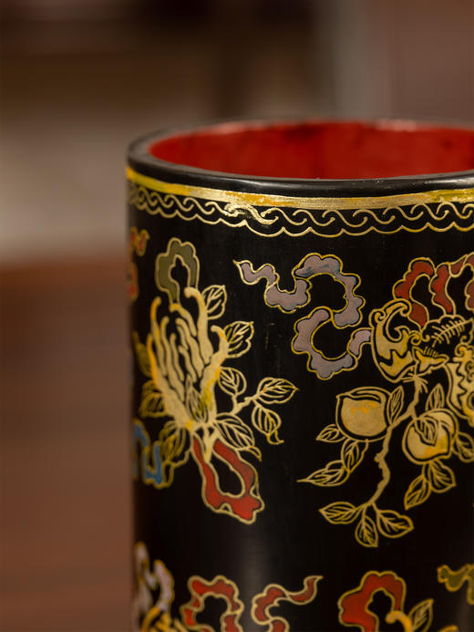 清	大漆描金彩绘多子多福多寿三多图笔筒 商品图3