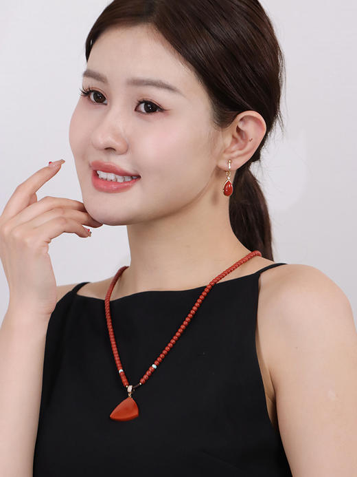 【挚友限定】耳扣款-18K金水滴南红钻石耳夹 商品图4