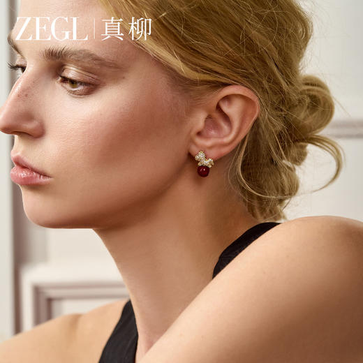 ZEGL金色小马耳钉女S925银针气质高级感耳环轻奢精致新年红色耳饰 商品图3