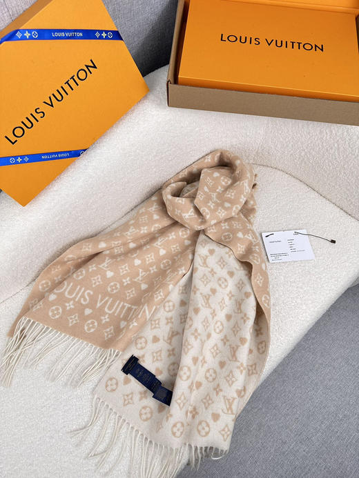 秋冬特惠💰260 LV围巾【L家爱心系列小披肩】 商品图7