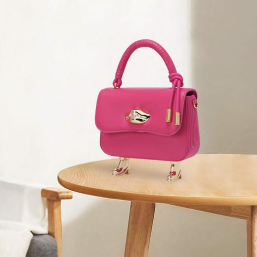 1004569530205  CHARLES&KEITH  女士趣味手提单肩包【紫红色】 商品图1