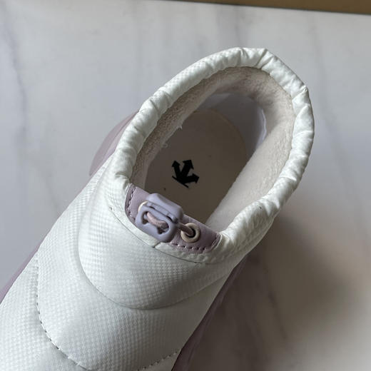 点此购买 迪桑特女士复古轻质耐磨低帮生活休闲鞋 98 339524 商品图13