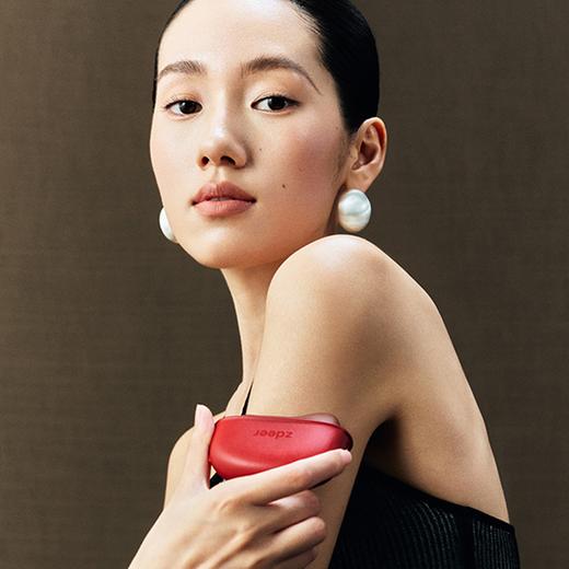 【zdeer左点砭石按摩器】 左点电动刮刮板面部按摩 礼盒款  （赠10ml精油*5瓶） 商品图3