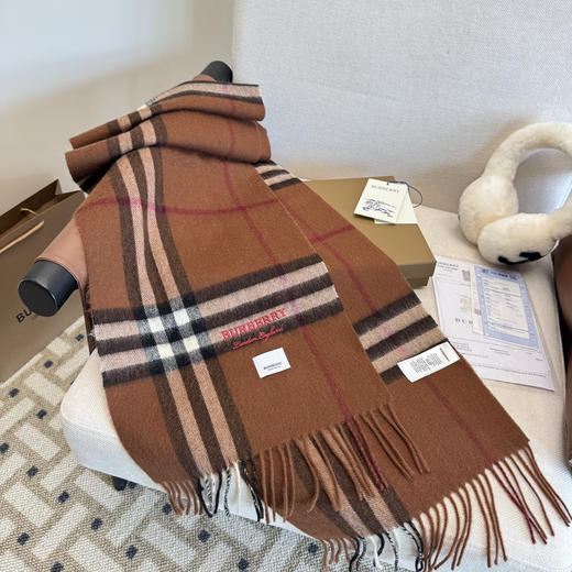 秋冬特惠💰240 巴宝莉男女围巾 经典格纹款 商品图3