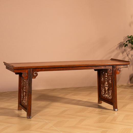 清	黄花梨夹头榫双凤纹独板大翘头案 商品图1