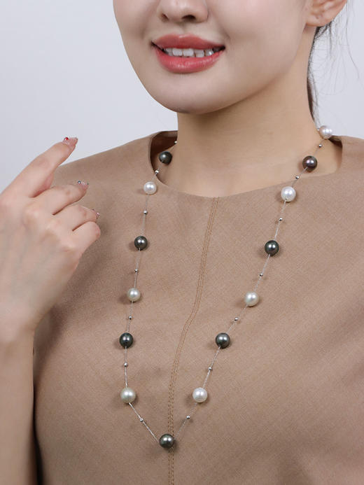 【挚友限定】满天星-熊猫配色长款珍珠链 大溪地黑珍珠澳白珍珠 近圆型8-11mm 商品图4