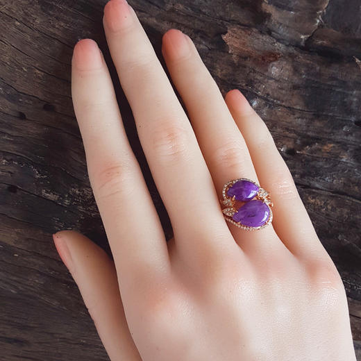 【天然正品】舒俱来AU750玫瑰金镶钻镶天然细腻水滴形紫罗兰蛋面舒俱来戒指15.4*11.7MM（皆取最大值）11号（戒圈可改）090126XY19 商品图7