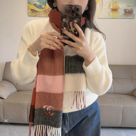 秋冬特惠💰260 香奈儿新款围巾 商品图1