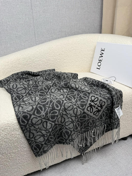 秋冬特惠💰300 罗意威围巾【棋盘格-植绒-刺绣】 商品图4