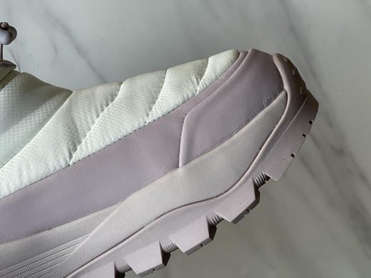 点此购买 迪桑特女士复古轻质耐磨低帮生活休闲鞋 98 339524 商品图8