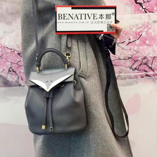BNDJ017005119	狐狸系列 时尚简约单肩拎包 手提包 两用 26*12*17cm 商品图5